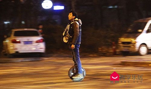 原理平衡智能车有哪些_平衡小车控制算法_智能平衡车 原理