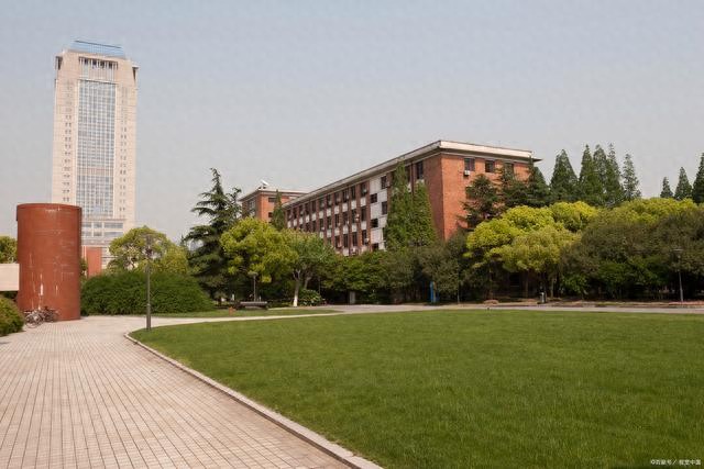 上海科技工业大学排名_上海科技工程大学是几本_上海工业科技大学