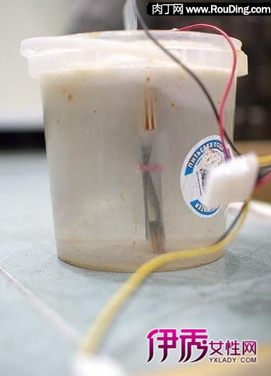 废旧硬盘改造DIY_硬盘创意手工制作_硬盘盘片材质