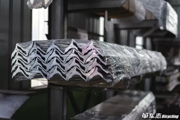 V刹生产工艺详解_自行车刹车生产过程_山地车v刹装置