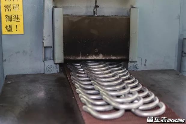 山地车v刹装置_自行车刹车生产过程_V刹生产工艺详解