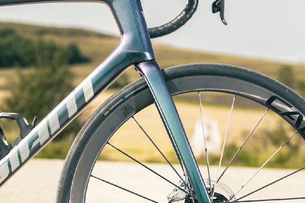 自行车车架结构_车架材质与结构_自行车部件名称详解