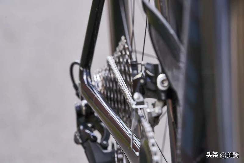 自行车车架材质类型设计_自行车车架结构_自行车零部件组成类型功能