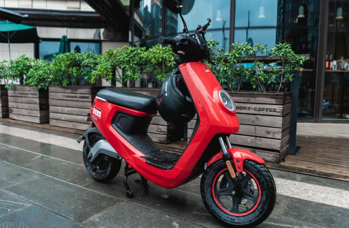 小牛电动车与九号电动车哪个更好_智能平衡车品牌_智能电动车小牛九号对比