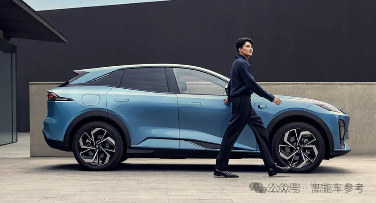 中国团队AI大赛成绩_2025年中国智能车未来挑战赛_CVPR 2024自动驾驶国际挑战赛