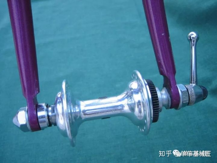 星空体育官方网站 不要再吐槽塔基规格不同了，看看历史上，竟有这么多飞轮/塔基