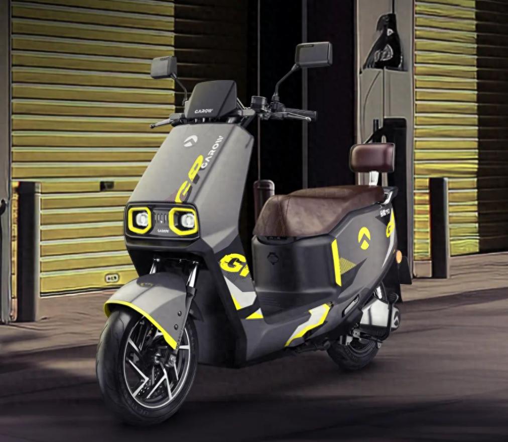 金箭电动车代言人图片_金箭电动车续航400里_二线品牌电动车测评