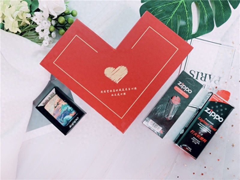 星空体育app下载入口 zippo打火机，点亮爱的火花