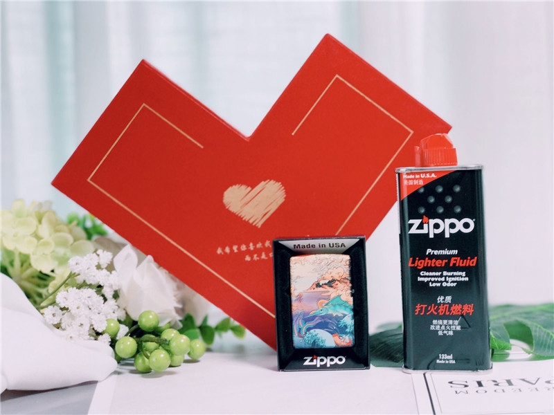 ZIPPO打火机表白礼物_zippo打火机玩法入门_浮世绘鲸鱼打火机设计