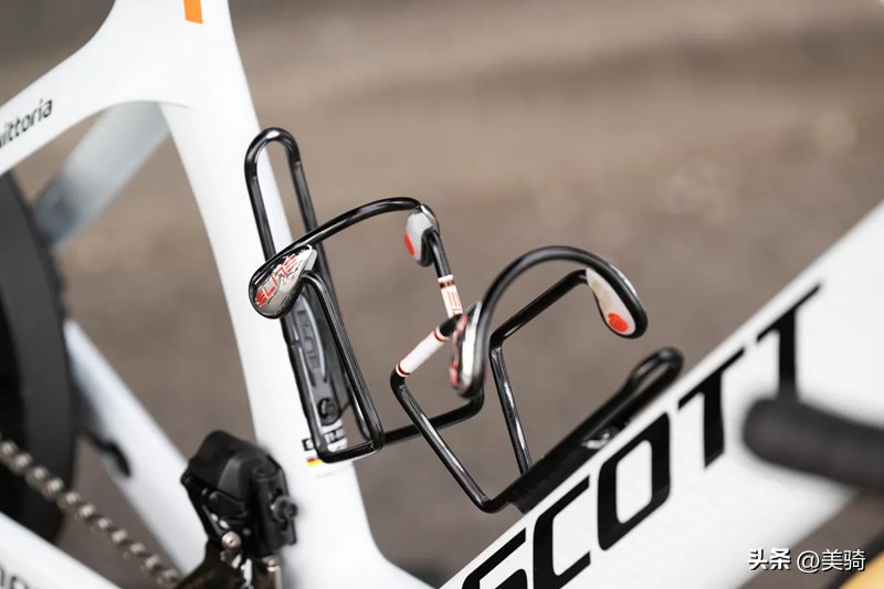 职业车赛古董级装备_cannondale supersix_Specialized Turbo Cotton棉线胎历史